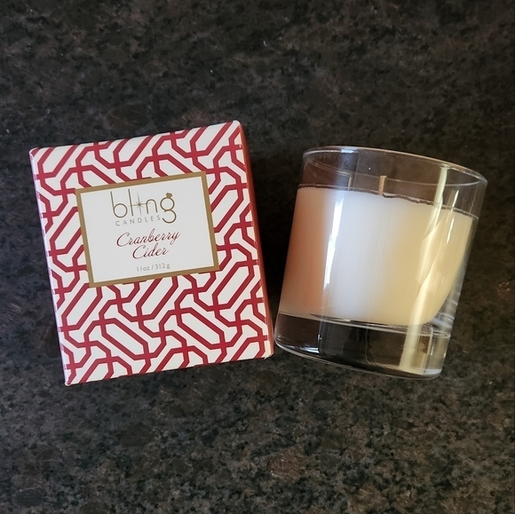 Bling Cranberry Cider Candle - Picture 1 of 4